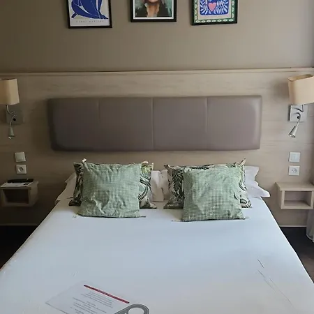 Szálloda Cit'hotel Le Challonge Dinan
